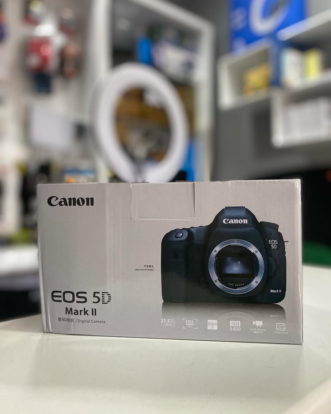 Canon 5D Mark II (corpo + caixa) seminova disponível!