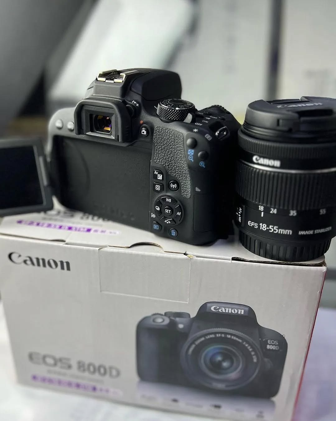 Canon 60D + lente 18-135mm disponível!
