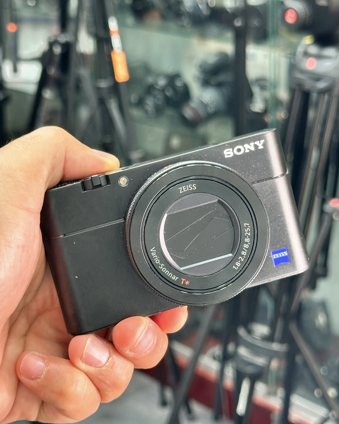 Sony RX100 IV – Compacta, Potente e Profissional!
