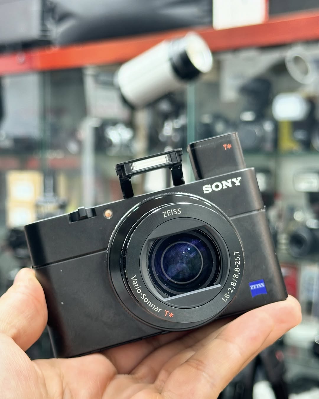 Sony RX100 IV – Compacta, Potente e Profissional!