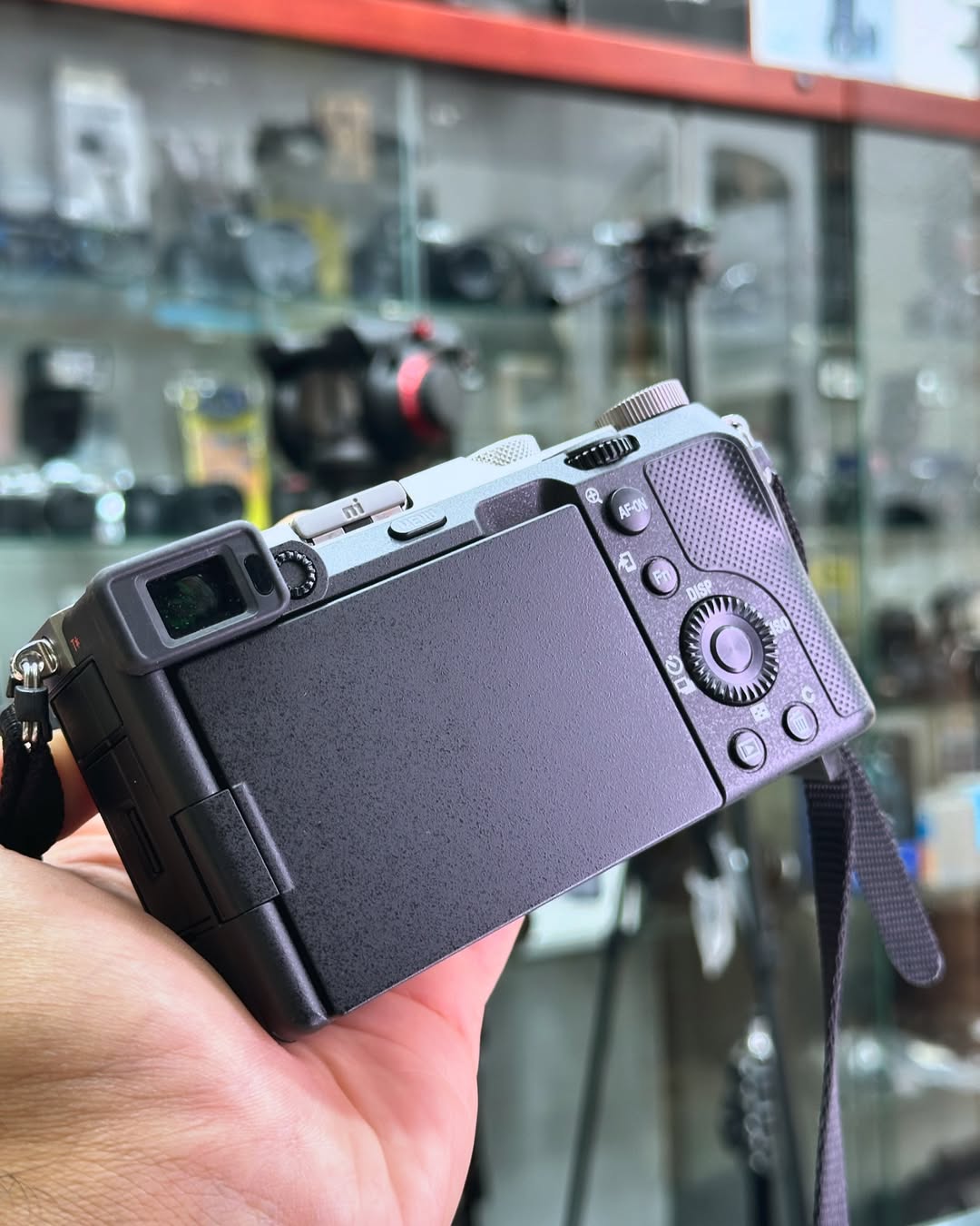 Câmera SONY A7C – Mirrorless Full Frame Compacta ✨📸