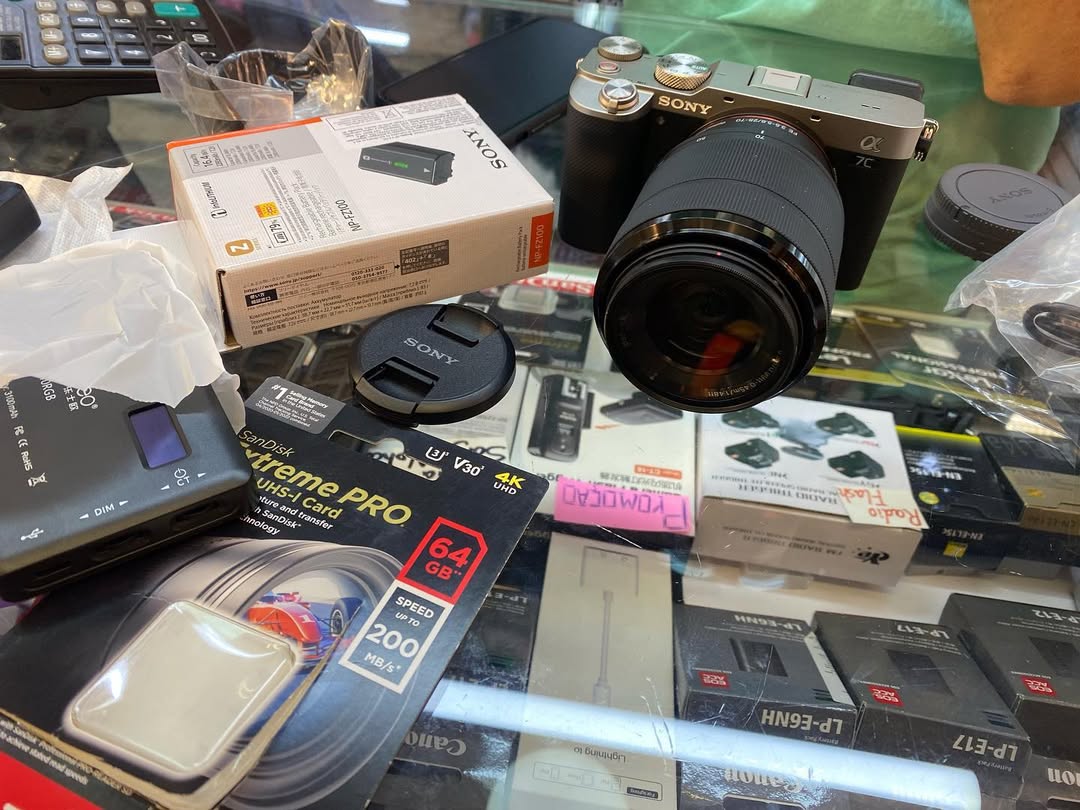 Sony A7C + Lente 50mm FE f/1.2 seminovas disponíveis!