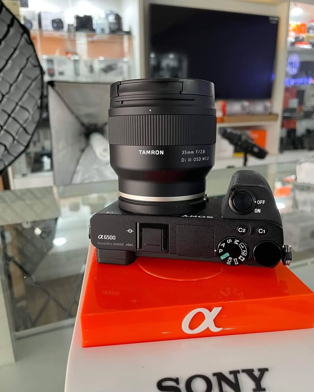 Sony A6500 + lente Tamron 35mm disponível!