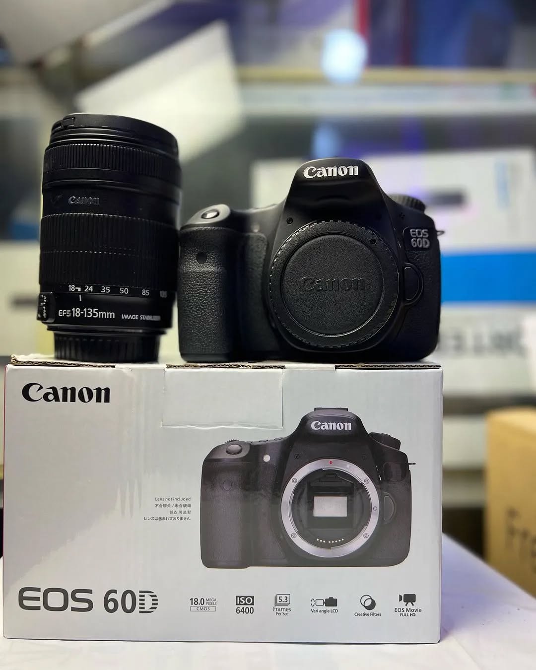 Canon 60D + lente 18-135mm disponível!