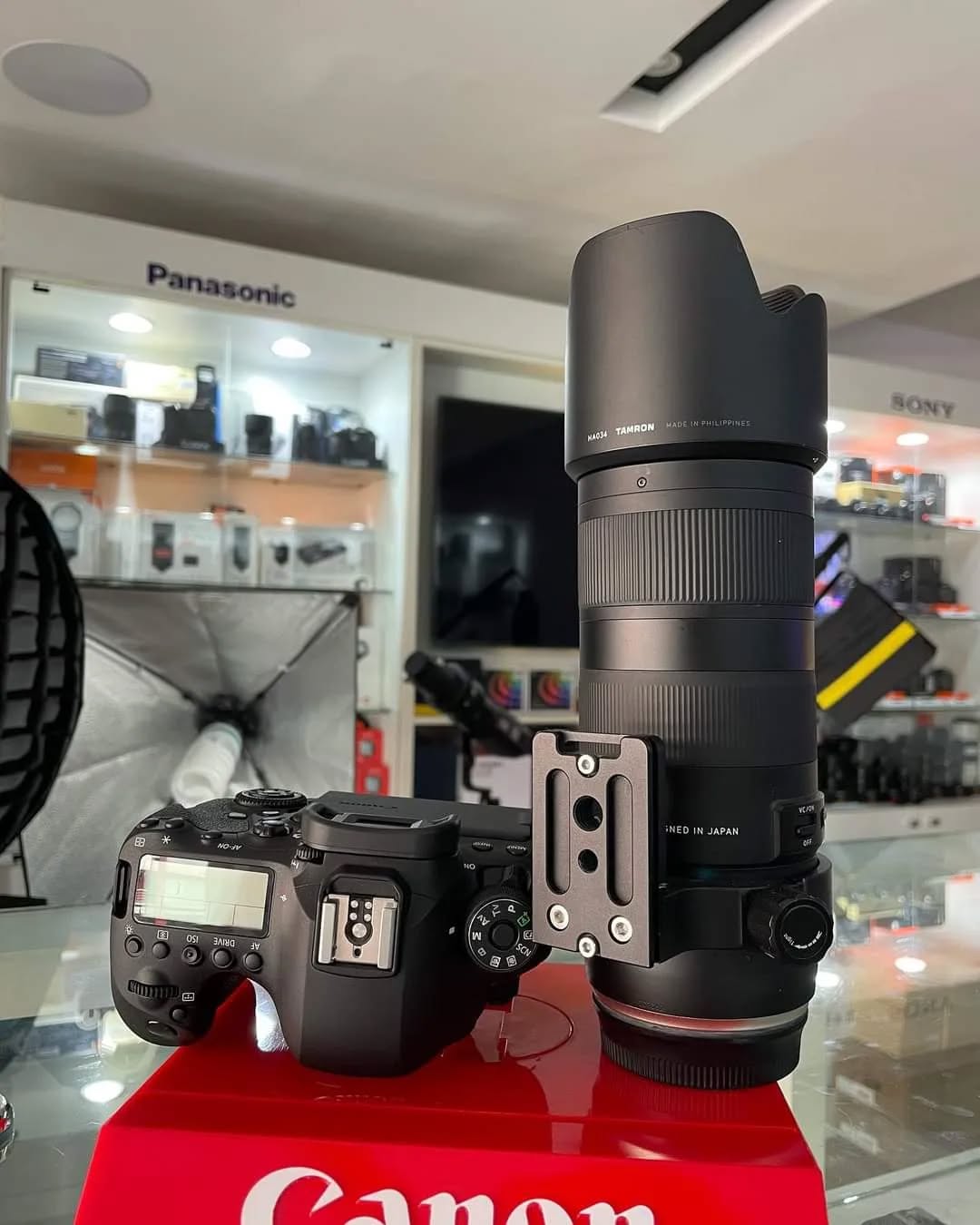 Canon 6D Mark II + lente Tamron 70-210mm disponível!