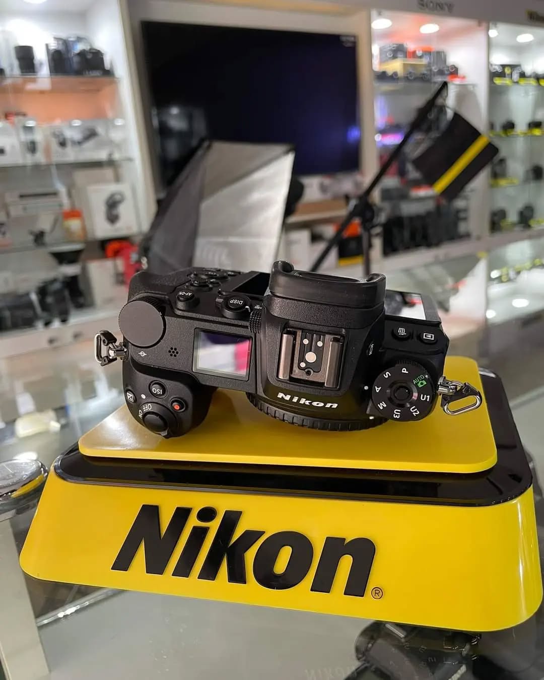 Nikon Z7 (corpo) seminova disponível!