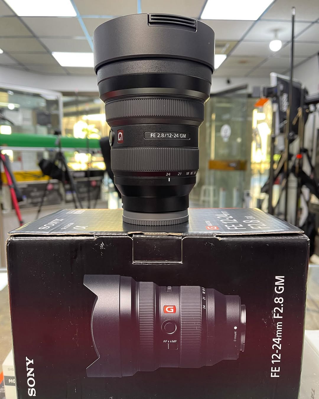 Sony FE 12-24mm – Lente Ultra-Wide Full-Frame Seminova