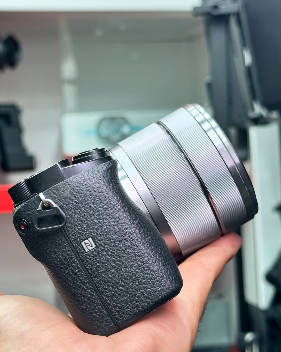 SONY a6000 com objetiva 18-55mm