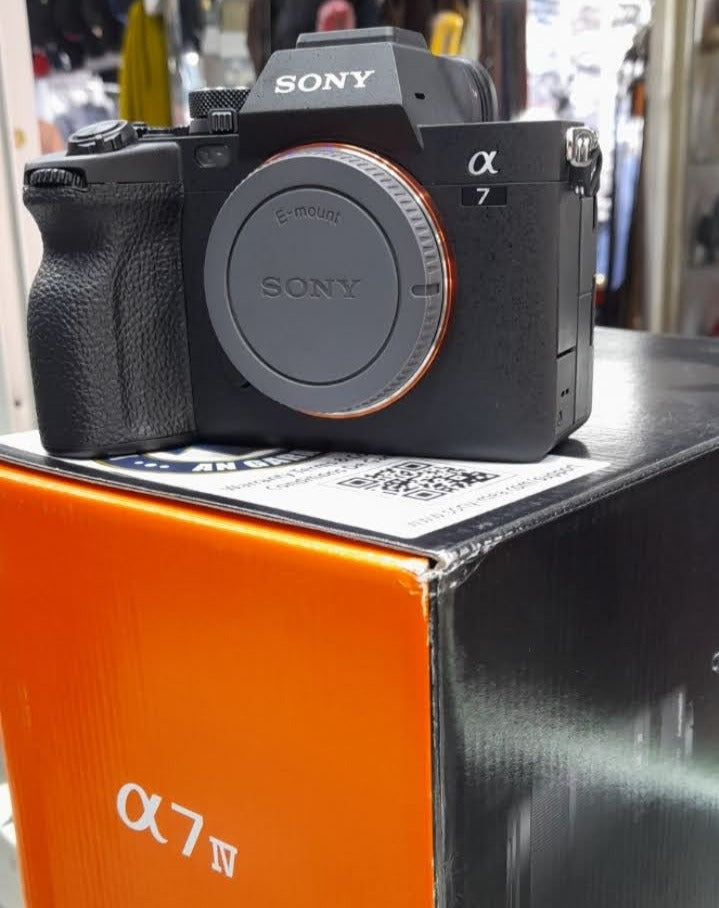 Sony A7 IV (corpo) seminova + caixa 📸🔥