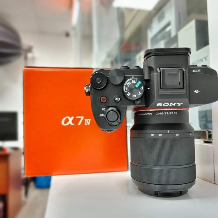 📸🔥 Sony A7 IV + 28-70mm FE – Seminovas, kit completo!