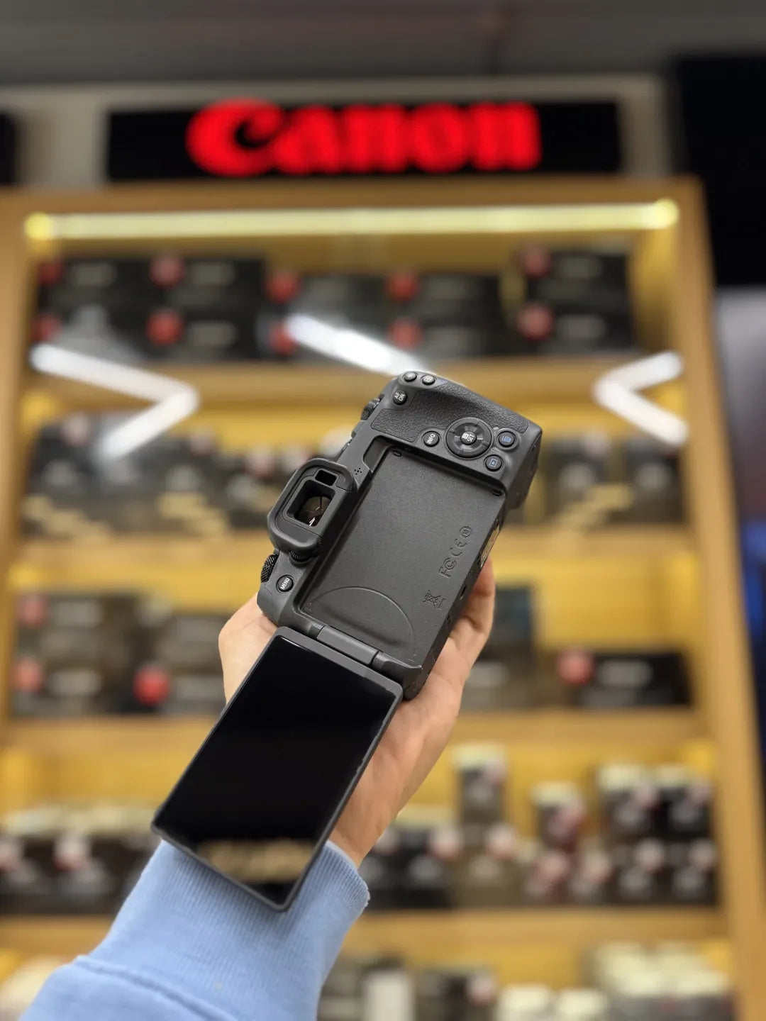 Canon EOS RP seminova disponível AGORA!