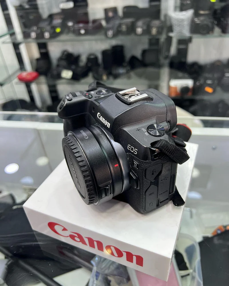Kit Canon (corpo) + lente 50mm (seminova) disponível!